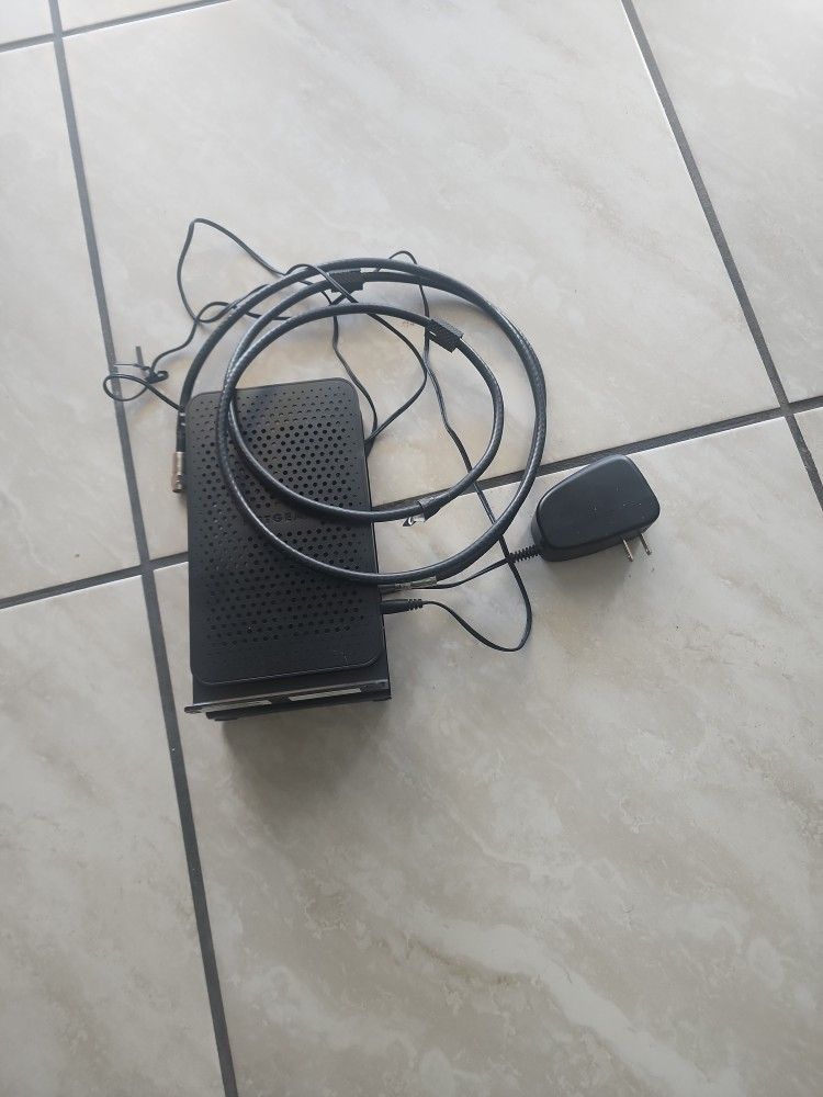 Netgear N600 Wi-Fi Dual Modem And Routes