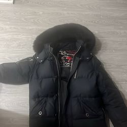 Black moose knuckle jacket
