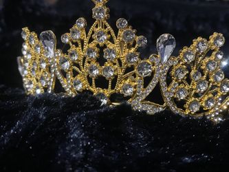Quinceañera Gold Crown 