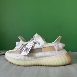 Adidas Yeezy Boost 350 V2 Hyperspace Size 10.5