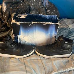 They Are Star Shoes With The Box 