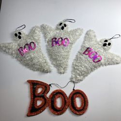 Hanging Halloween decorations