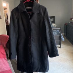 Beautiful Long Jacket .By Kenneth Cole Reaction Size 12 Price To Sale 25.00