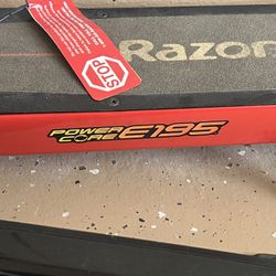 Razor Power Core E195