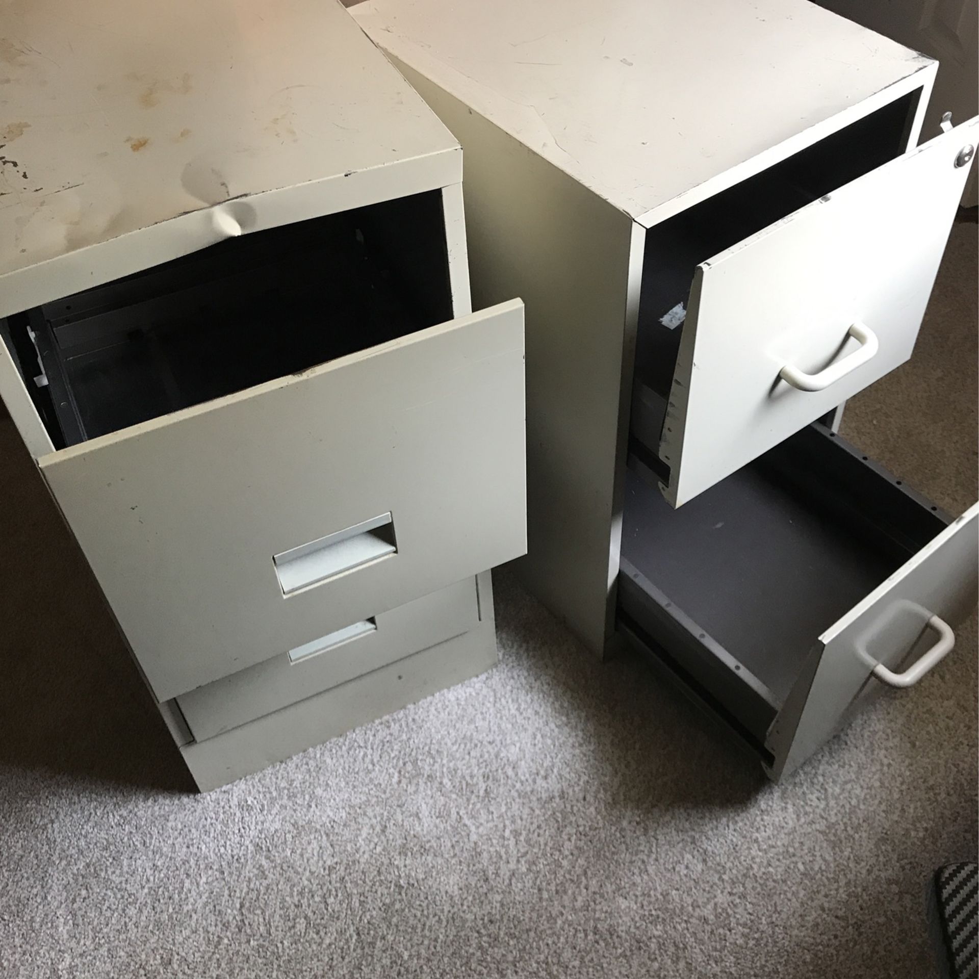 2 File Cabinets Metallic