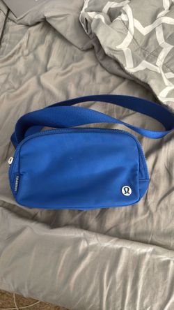 Lululemon belt bag blue