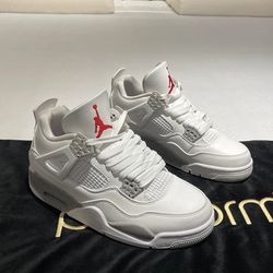 Jordan 4  White Oreo