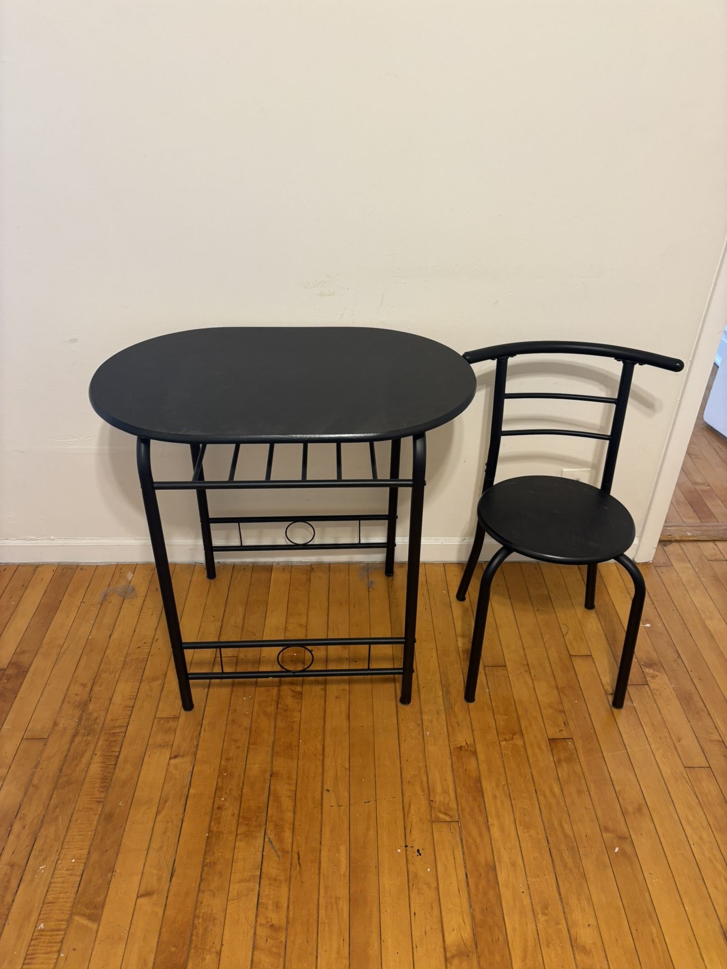 Black Small Kitchen Or Dining Table And Chair 30”x31”x21”