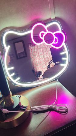 Hello Kitty light up mirror
