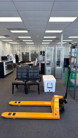 Businesses downsizing sale. Lots of displays and more!