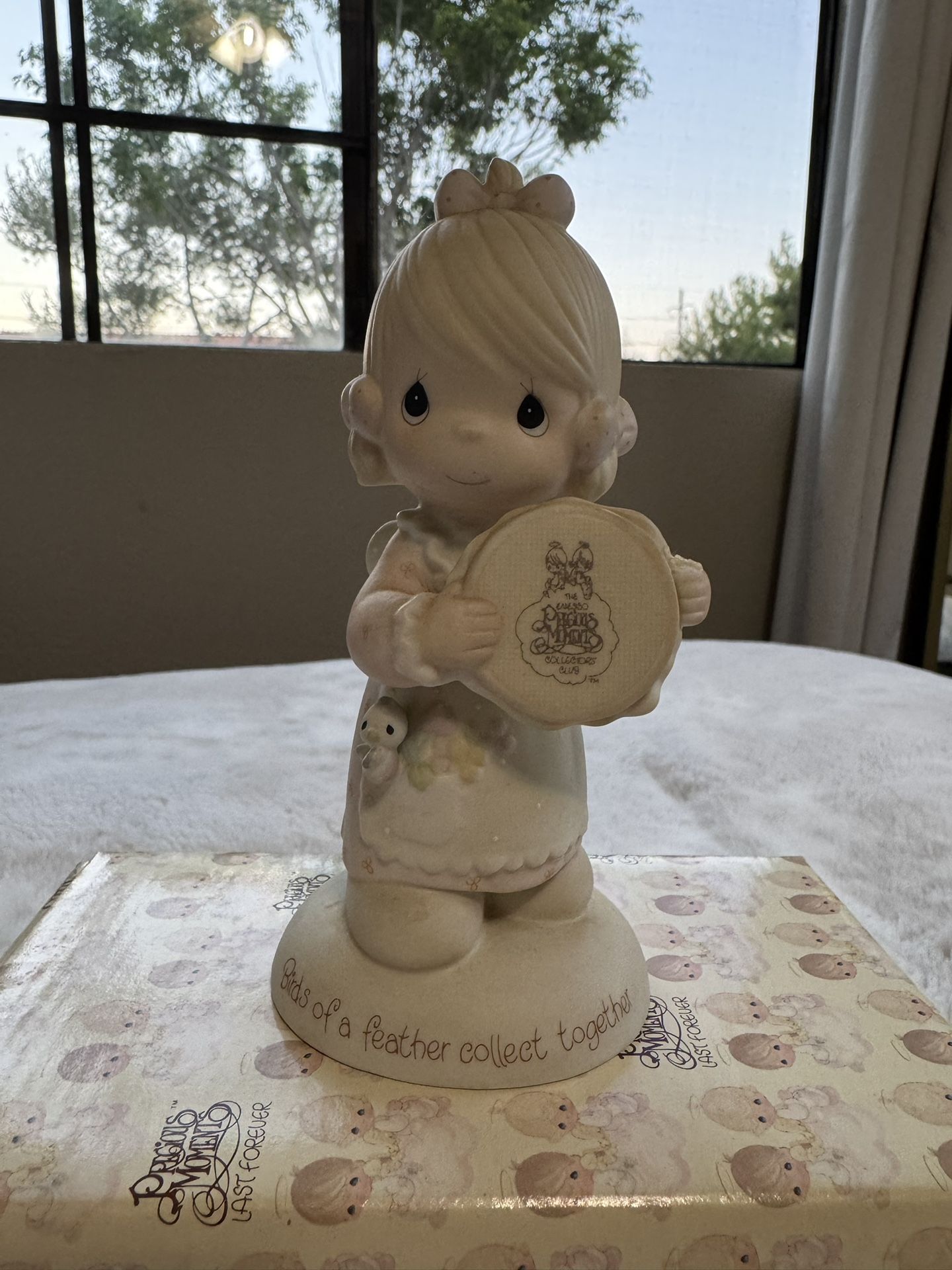 Precious Moments “Birds of a Feather Collect Together” (1986) – w/ Original Box