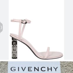 Givenchy G Cube Heels Size 37 1/2 