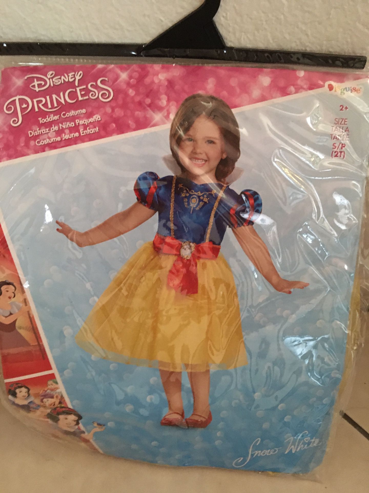 Snow White costume