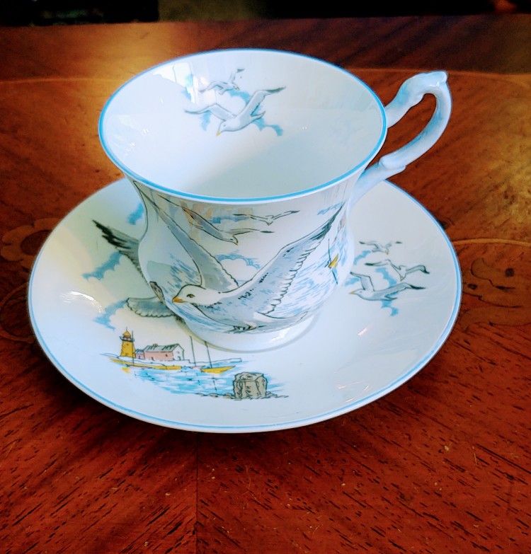 Vintage Estate Rosina Queens Ware Bone China Seagull Pattern Cup & Saucer!! 