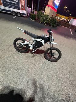 Electric bike, 2 months of use, 30-35 mph