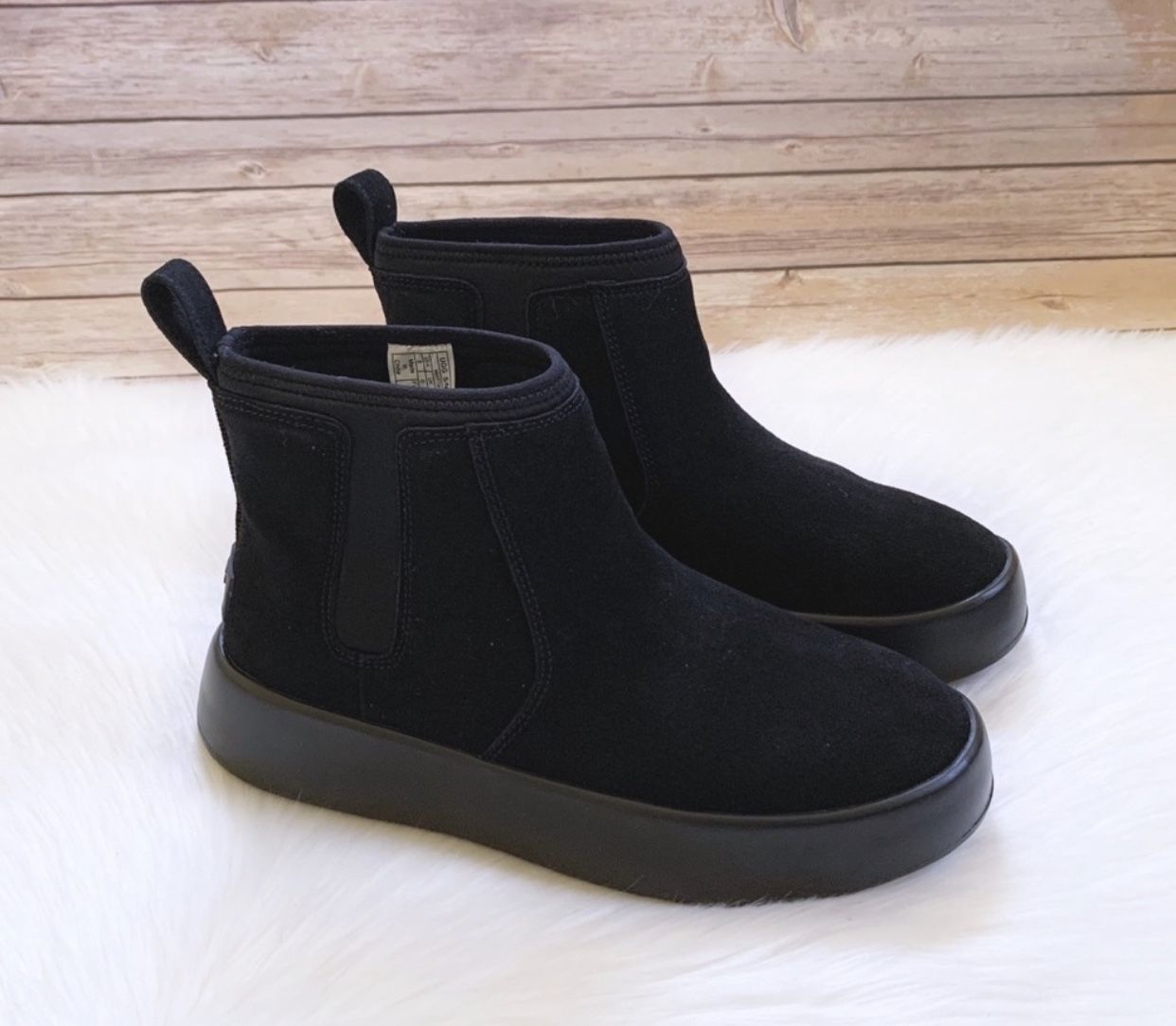 100% Authentic Brand New in Box UGG Boom Bootie / Women size 5 / Color: Black