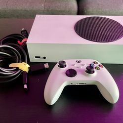 Brand New XBOX Series S 512GB + Controller