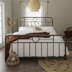 New Boho Queen Size Metal Pipe Bed