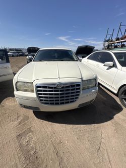 2005 Chrysler 300 Parts