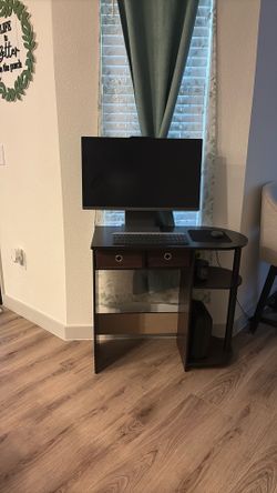 Computer desk