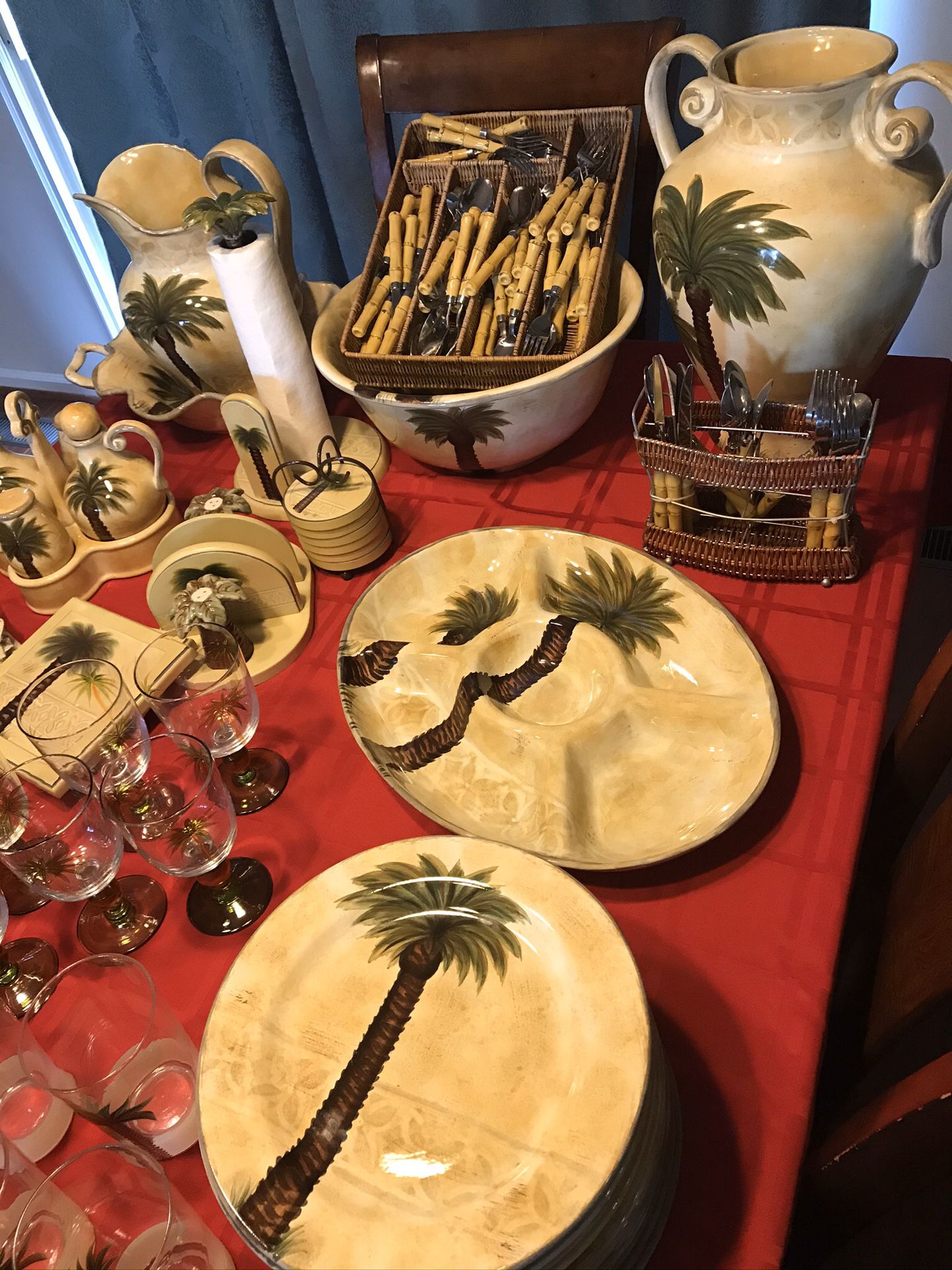 Palm Tree Dishes and Lots of Specialty Pieces