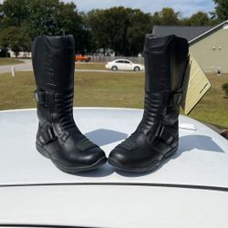 Explorer Bilt  Boots