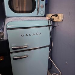 Microwave And Fridge Both $250 Firm Semi New 