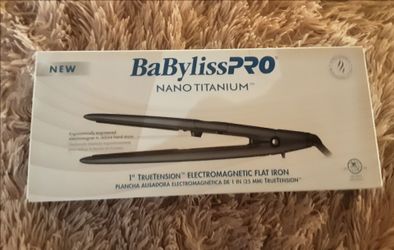 BaBylissPRO 1" Nano Titanium TrueTension Electromagnetic Flat Iron