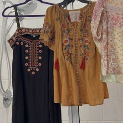 Woman’s medium Lot 