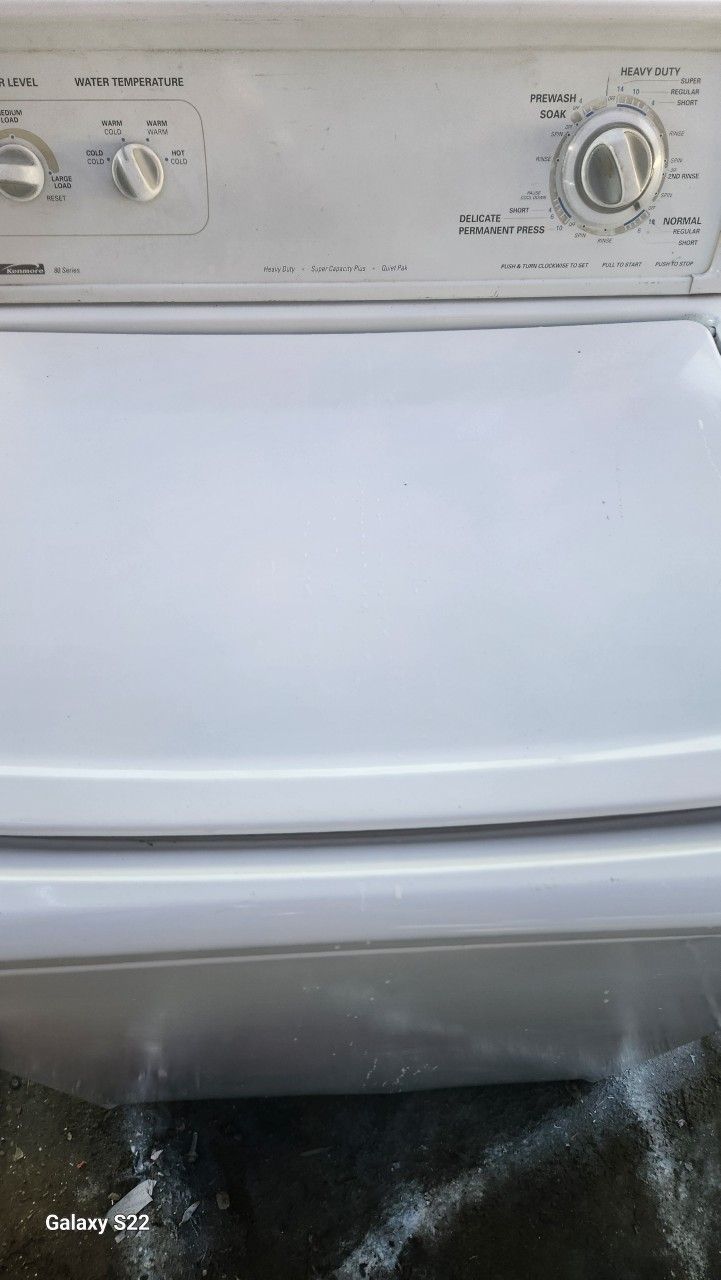 Kenmore Washer Super Capacity And Heavy Duty Works Excellent