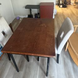 Dinning Table with Removable all Parts