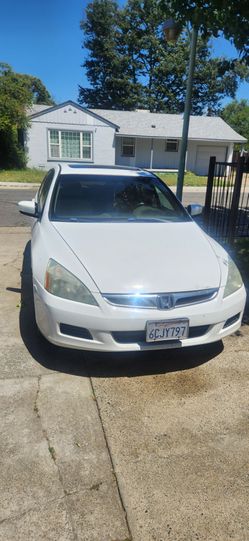 2007 Honda Accord  (4 cylinder)