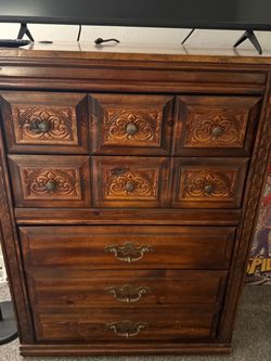 Dresser