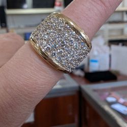 Gold And Diamond Ring