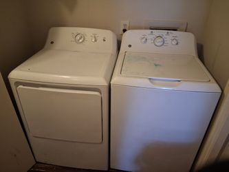 Like New Washer/Dryer Set