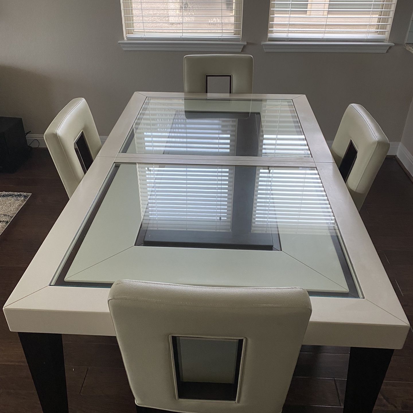 Sofia vergara savona ivory sale rectangle dining table
