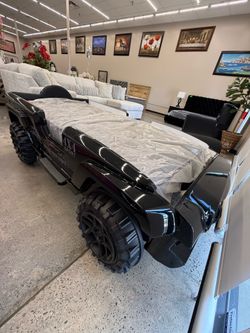 TWIN CAR BED