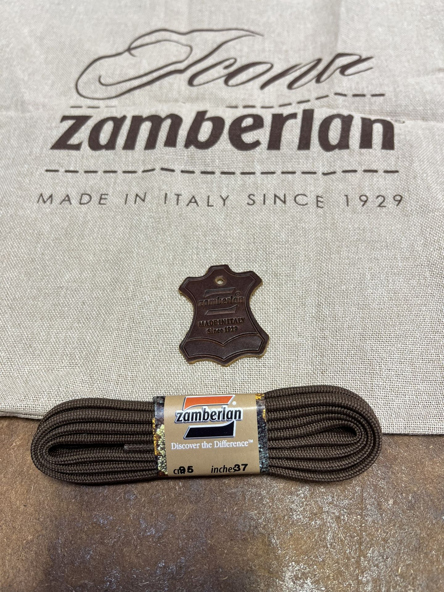 Zamberlan Shoe Laces And Bag