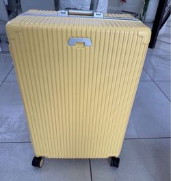 Nobl check in luggage