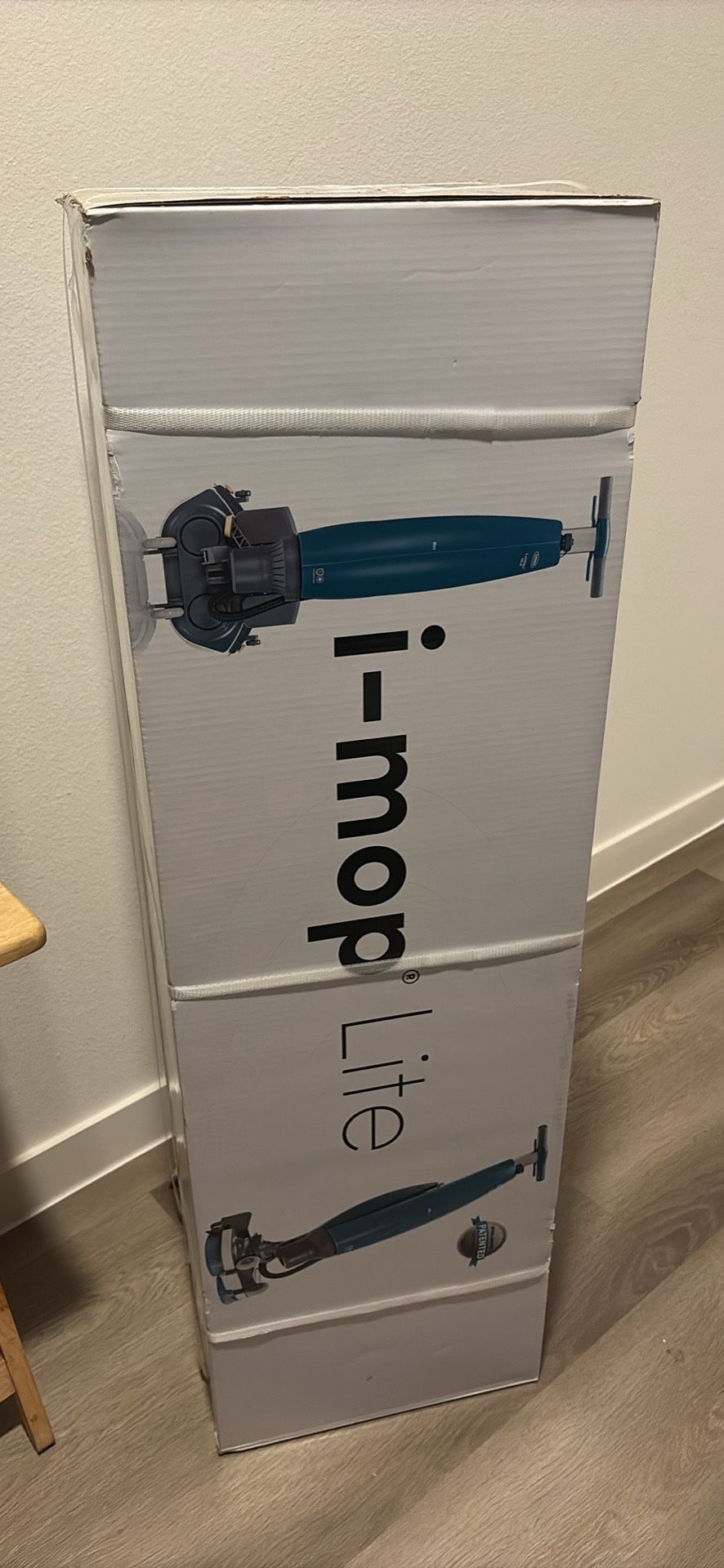 I-Mop Floor Scrubber