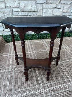 Vintage antique wood side /entry table
