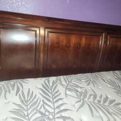 King Size Sleigh Bed & Dresser