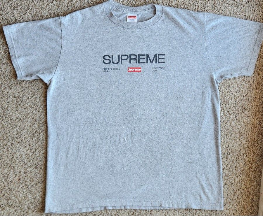 Supreme T-Shirt