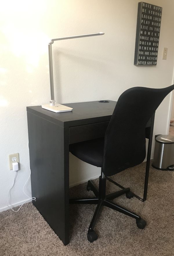 Small Desk Chair And Lamp For In San Go Ca Offerup