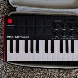 Akai Mpk Mini Keyboard 