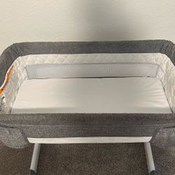 Simmons Bassinet