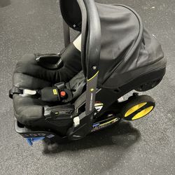 Doona Car seat/ Stroller 