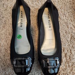 Anne Klein Black Flat Dress Shoes