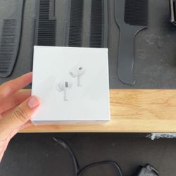 Airpods Pro (2nd Gen)