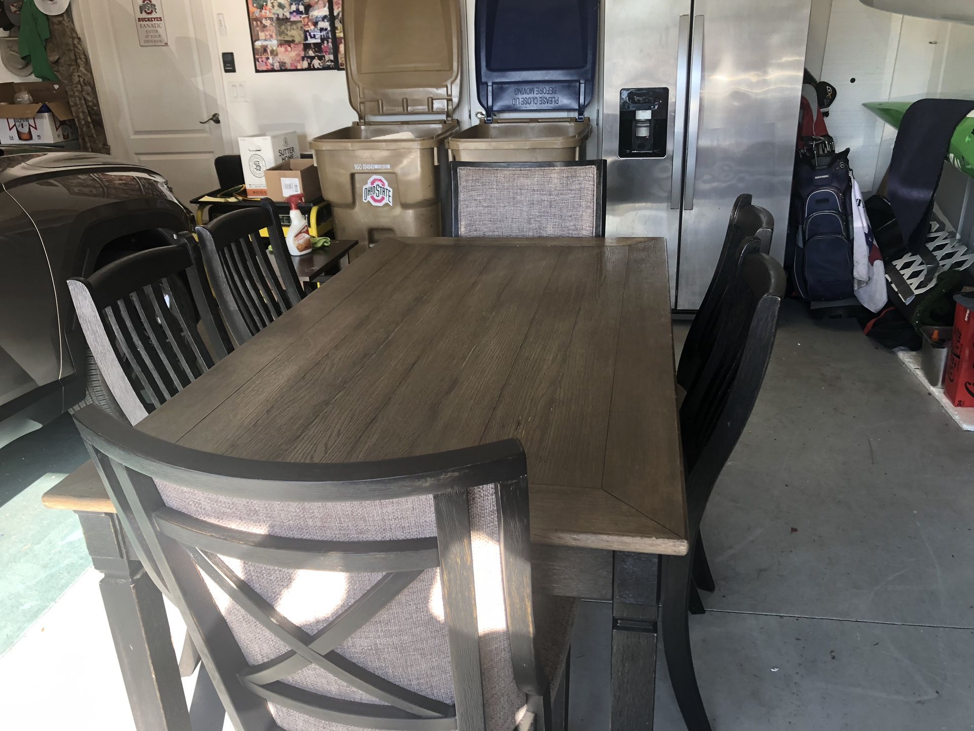 Dining table For Six
